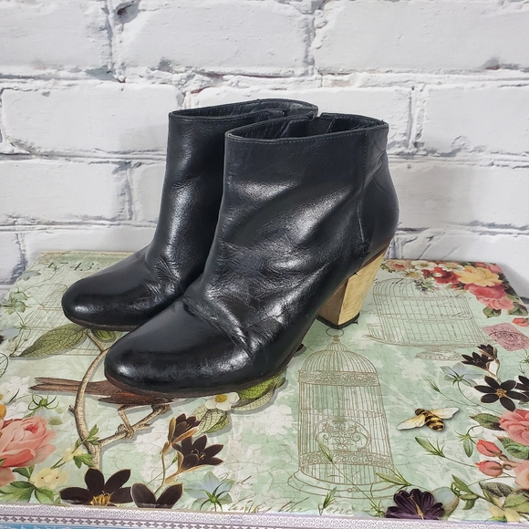 Rachel Comey Mars Black Leather Ankle Boots Size 5 - Picture 1 of 9